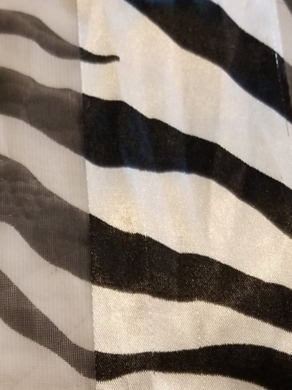 Vintage Long Silky Scarves 3 Women’s Fashion Scarves Animal Print, Abstract Wrap - Picture 4 of 9